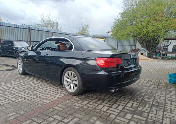 BMW Seria 3 cena 35500 przebieg: 215000, rok produkcji 2011 z Gdańsk małe 121